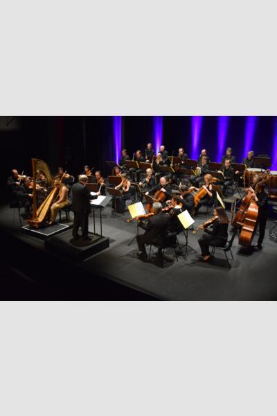 AU COEUR DES LUMIÈRES